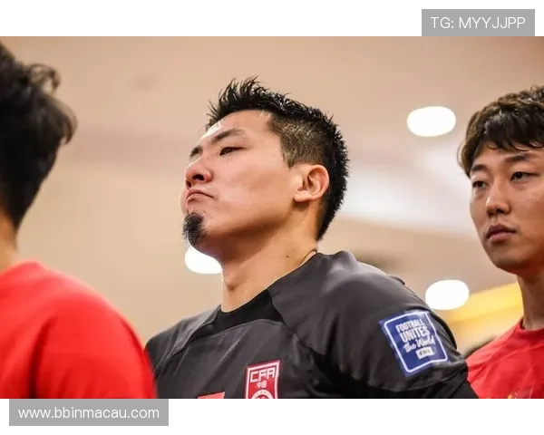 王大雷称十八强赛末轮或成自己世预赛最后一战的生涯告别时刻瞬间 王大雷称十八强赛末轮或成自己世预赛最后一战的生涯告别时刻瞬间