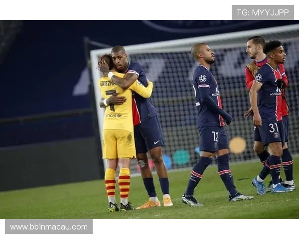 纳瓦斯宝刀不老神级连扑两度引爆纽维尔老男孩主场激情沸腾之夜盛